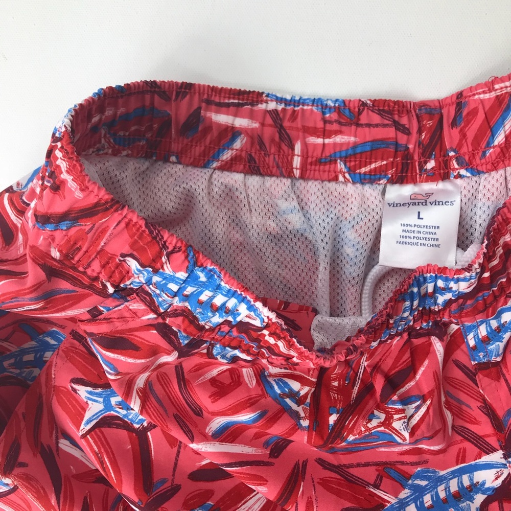 NEW Vineyard Vines Batik Fish Swim Trunks - Picture 4 of 5